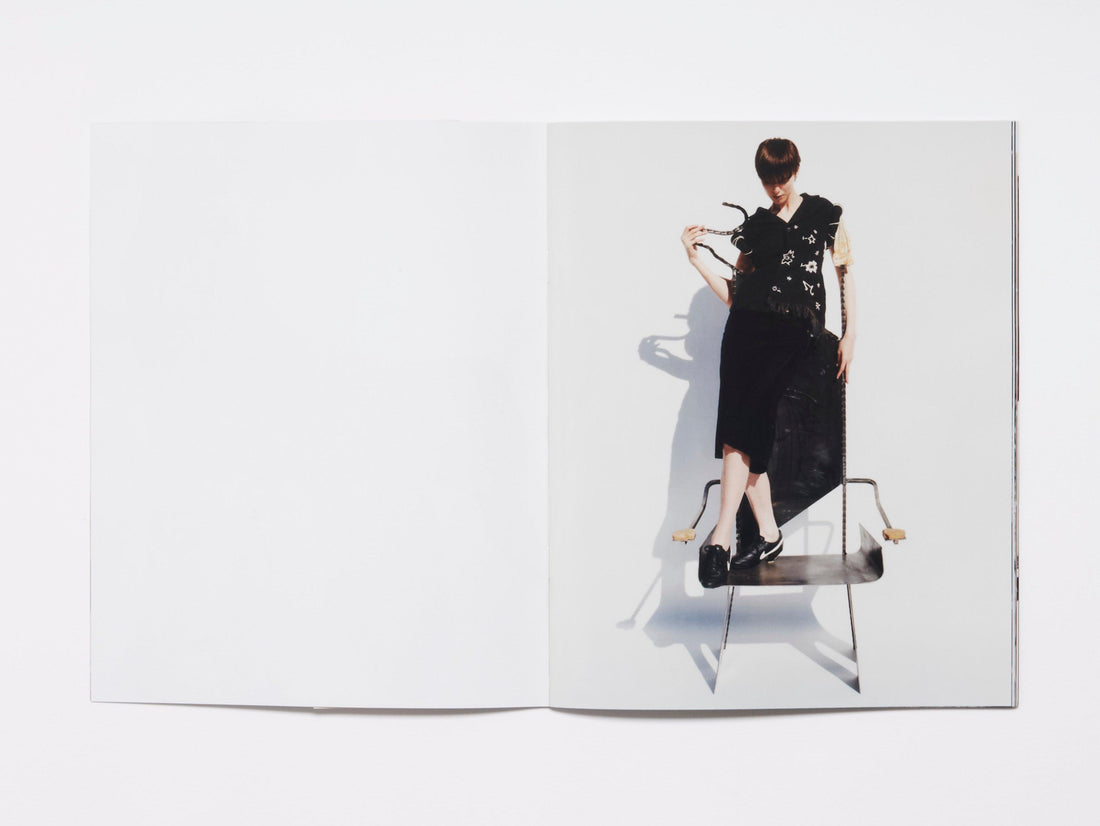 Chairs - Antenne Books