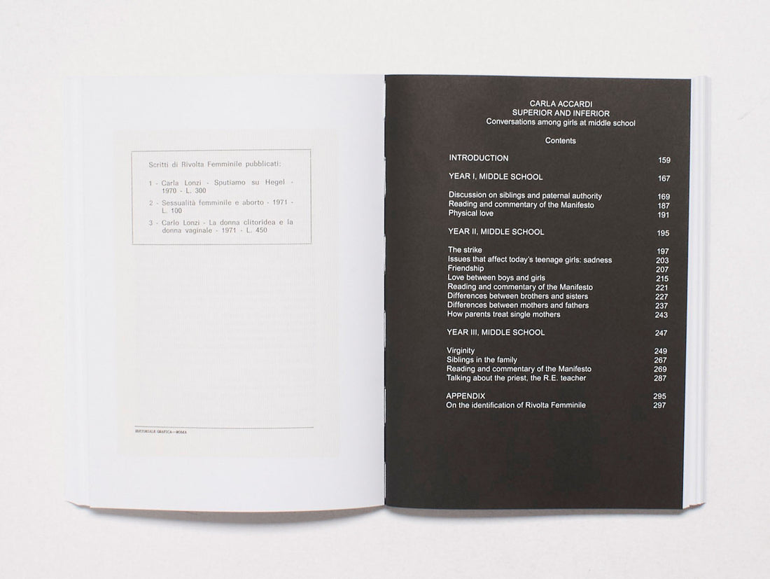 Superior and Inferior. Conversations among girls at middle school