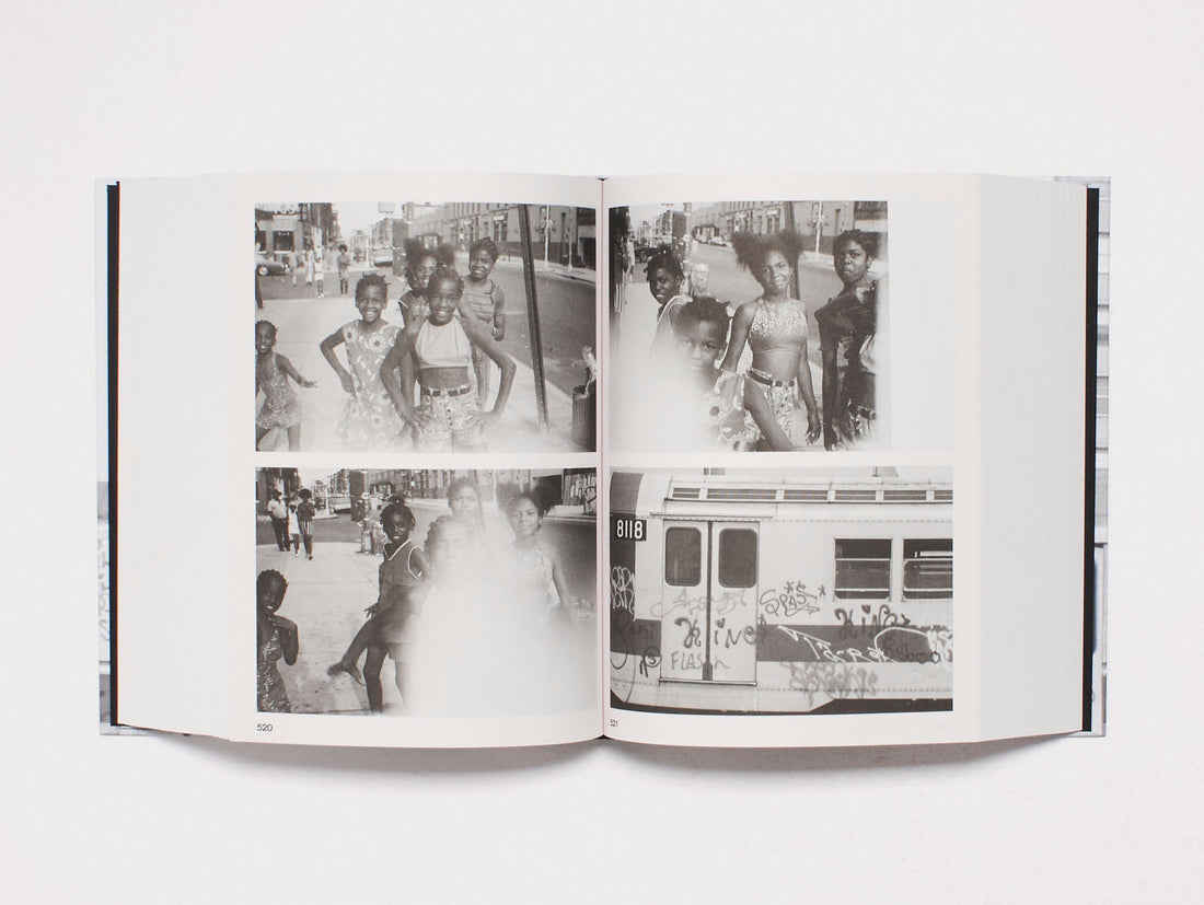 PASSING THROUGH MOVING IN AND GETTING AWAY WITH IT: Gordon Matta-Clark New York City Graﬃti Photographs, 1972–73