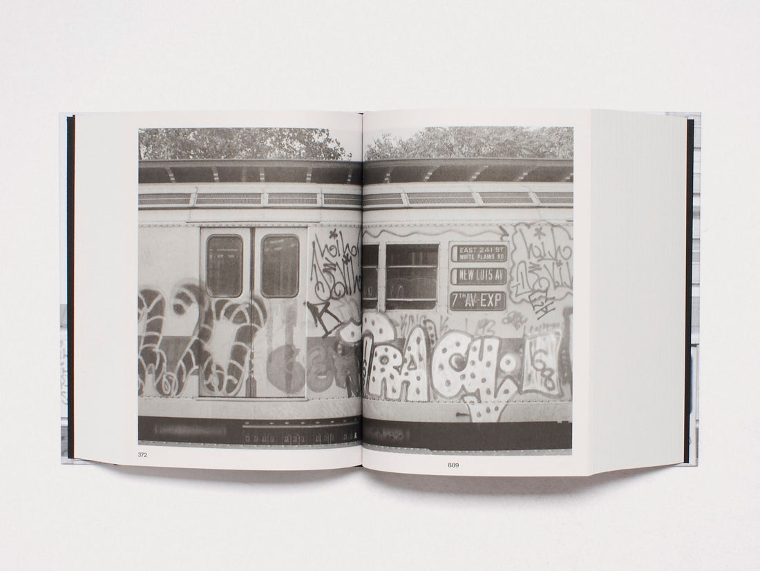 PASSING THROUGH MOVING IN AND GETTING AWAY WITH IT: Gordon Matta-Clark New York City Graﬃti Photographs, 1972–73