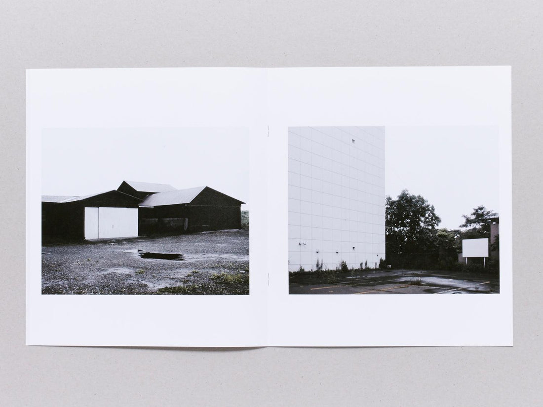 Untitled Records Vol.2 - Antenne Books