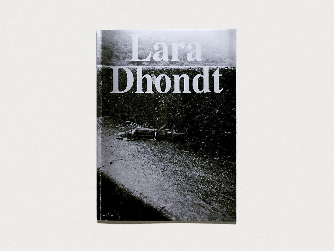 WANDERING OFF - Antenne Books