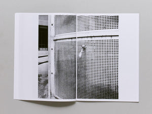 WANDERING OFF - Antenne Books