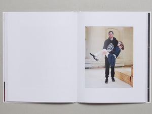 IT’S ALIVE! A travers l’œuvre de Gisèle Vienne: A travers l'oeuvre de Gisele Vienne - Antenne Books