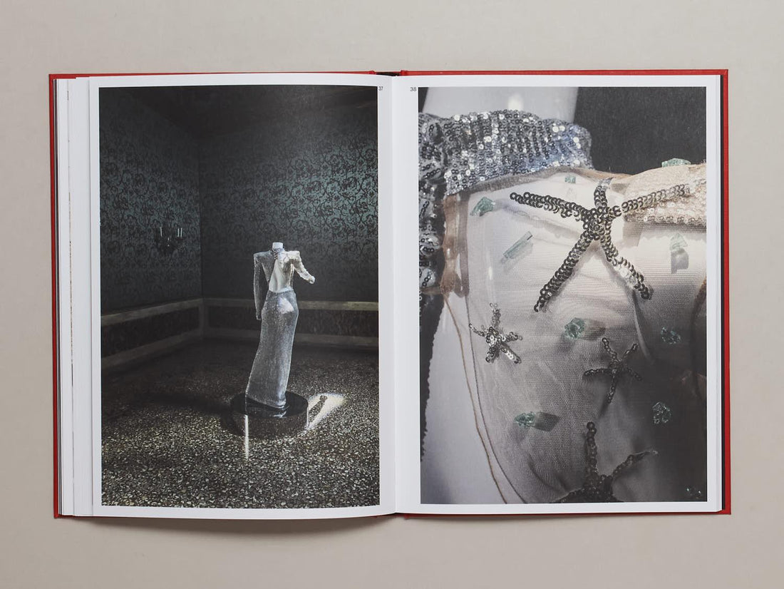 Uncombed, Unforeseen, Unconstrained - Antenne Books