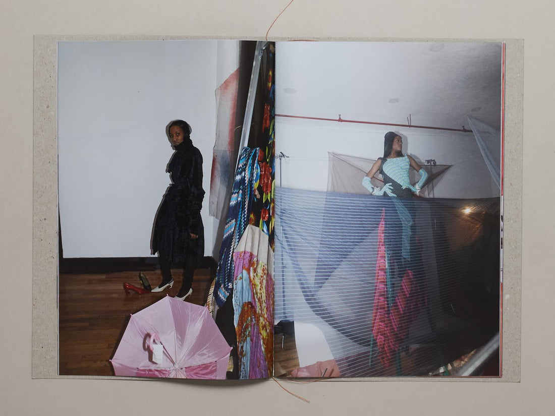 BODICE - Antenne Books