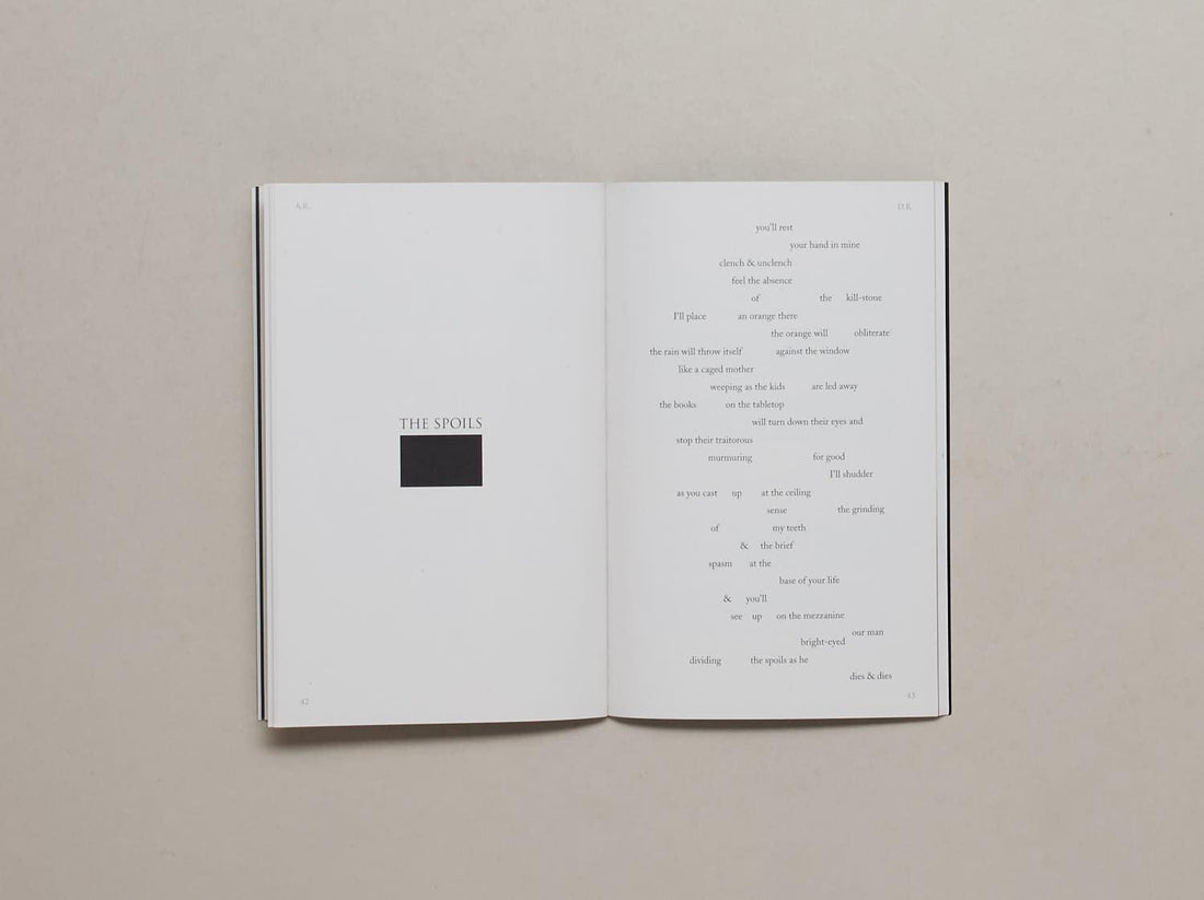 Dog Replica - Antenne Books