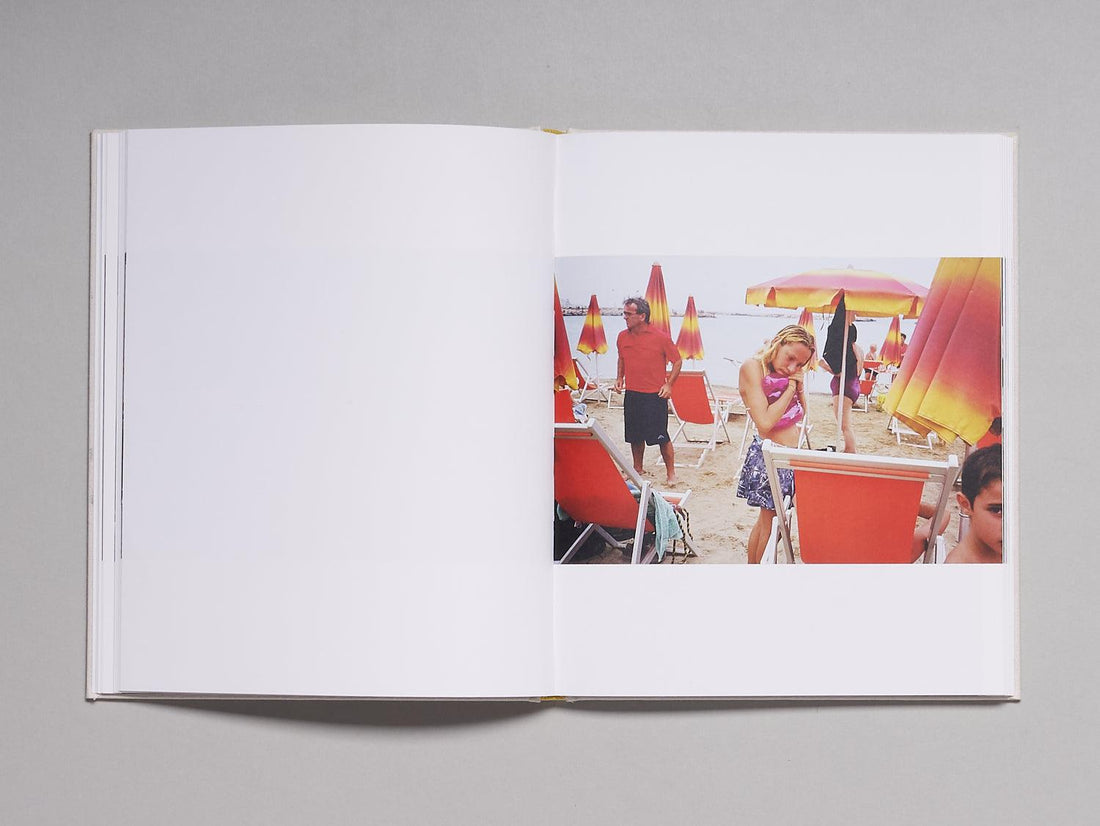 Come Closer Closer Please - Antenne Books