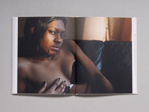 Come Closer Closer Please - Antenne Books