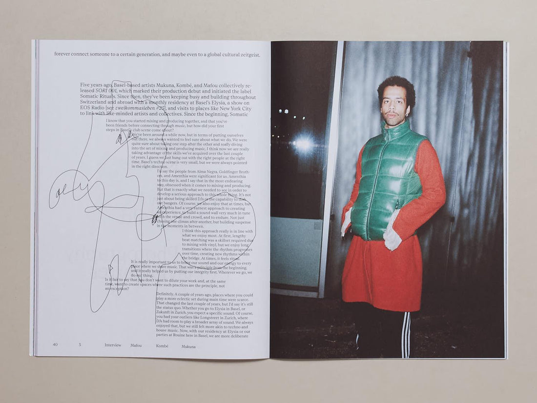 ZWEIKOMMASIEBEN, No.27 - Antenne Books
