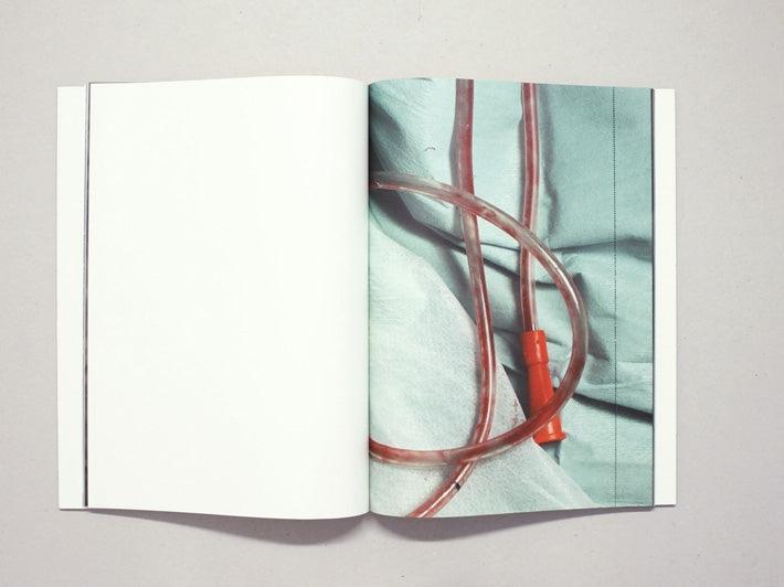 Streaming Blood [Sounds+Visions] - Antenne Books