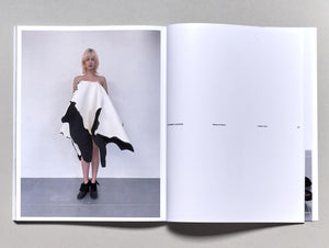 All Black Flexing Tour Bus - Antenne Books