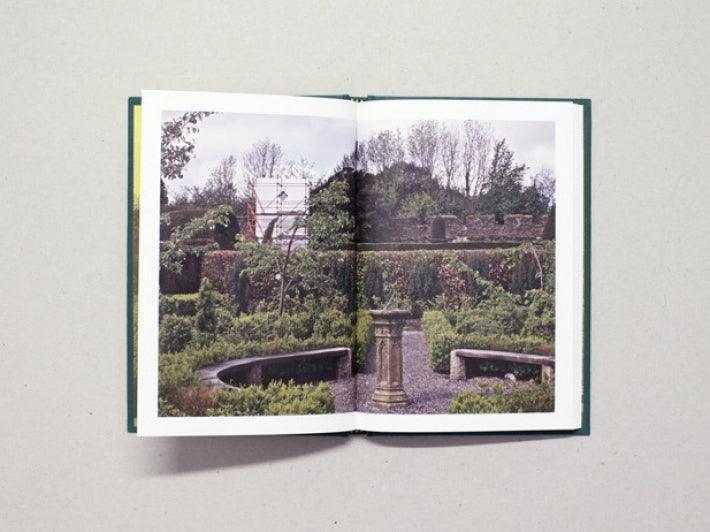 Monuments - Antenne Books