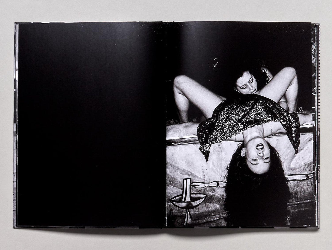 Walk Through The Fire - Antenne Books