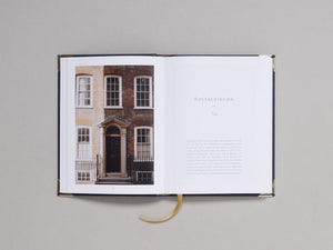 A Guide to London: by Seasons - Antenne Books
