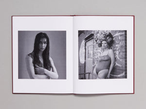 Ethan James Green - Bombshell - Antenne Books