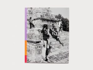 Monument - Antenne Books