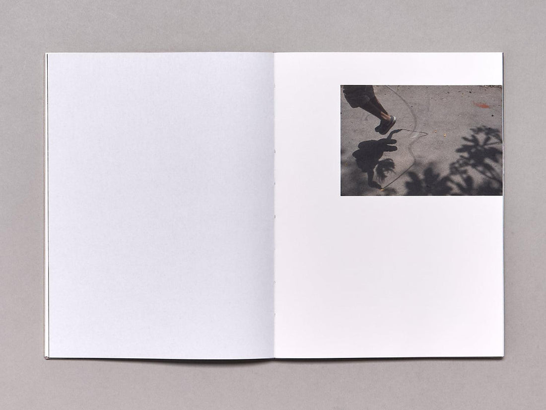 How to Climb A Tree - Antenne Books