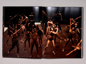 In Past Pupils And Smiles - Antenne Books