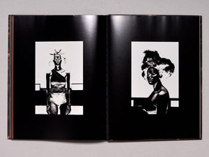 In Past Pupils And Smiles - Antenne Books