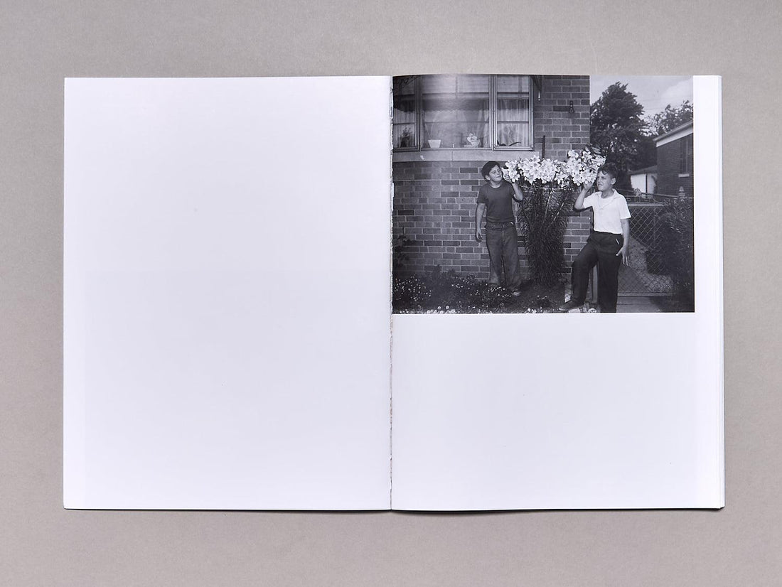 American A - Antenne Books