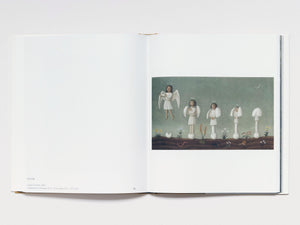 A Dim Cozy Room - Antenne Books