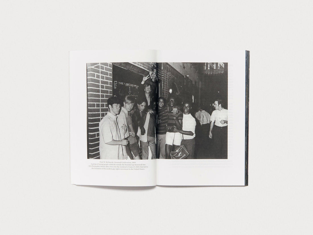 Tulips - Antenne Books