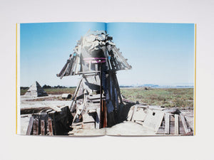 RADICAL AS FOLK: THE EMERYVILLE MUDFLAT SCULPTURE GARDEN - Antenne Books