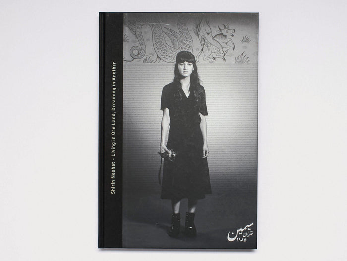 Living in One Land, Dreaming in Another - Antenne Books